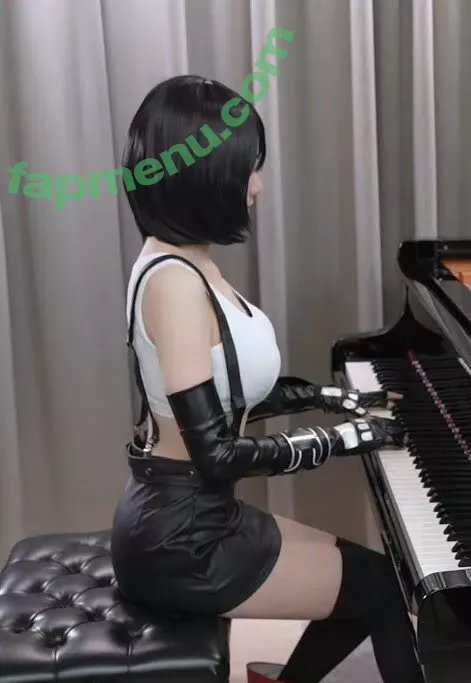 Ru’s Piano nude photo #0074 (Ru味春捲 / ruruspiano)