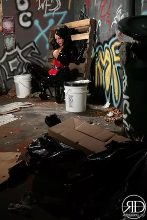 RubberDoll nude photo #0039