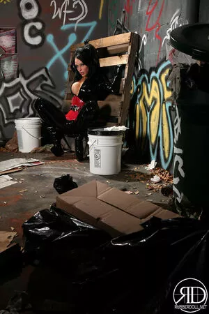 RubberDoll nude photo #0040