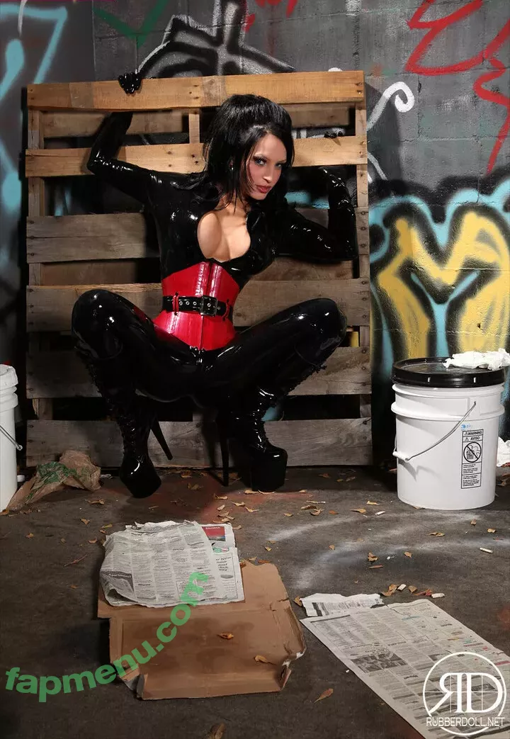 RubberDoll nude photo #0041 (RubberDoll)