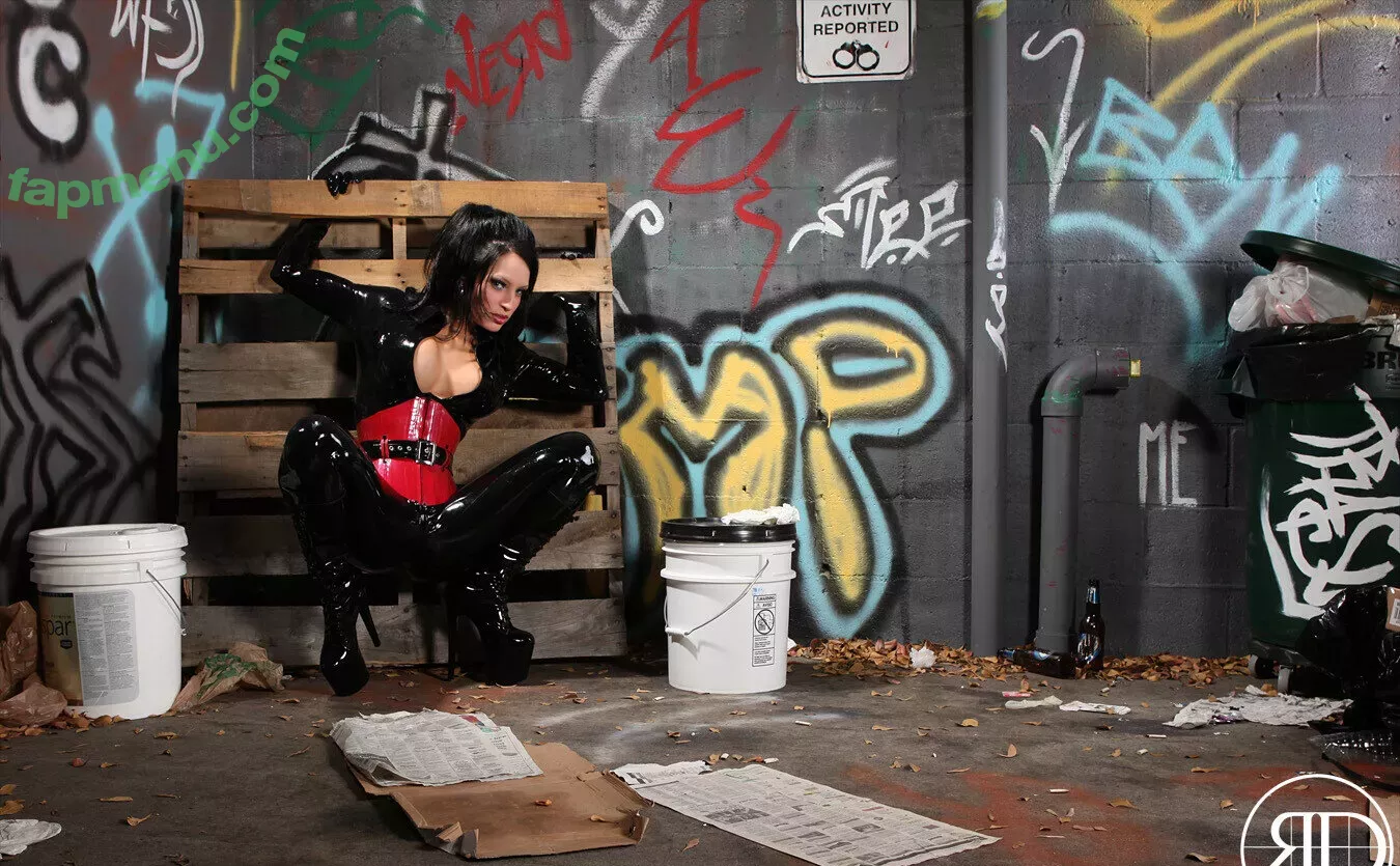 RubberDoll nude photo #0042 (RubberDoll)