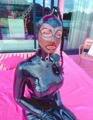 rubberdollruby / rubydoll_ nude photo #0035
