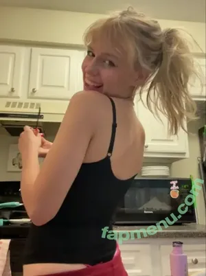  nude photo #0001