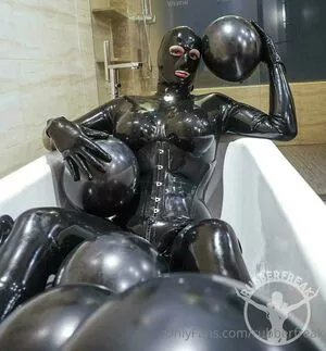 rubberfreak / rubber.freak nude photo #0030