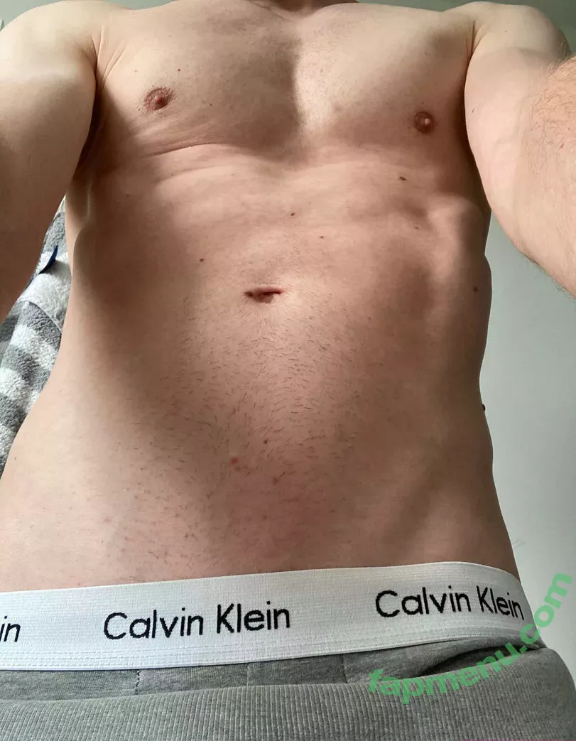 rubberskaterboy nude photo #0001 (rubberskaterboy)