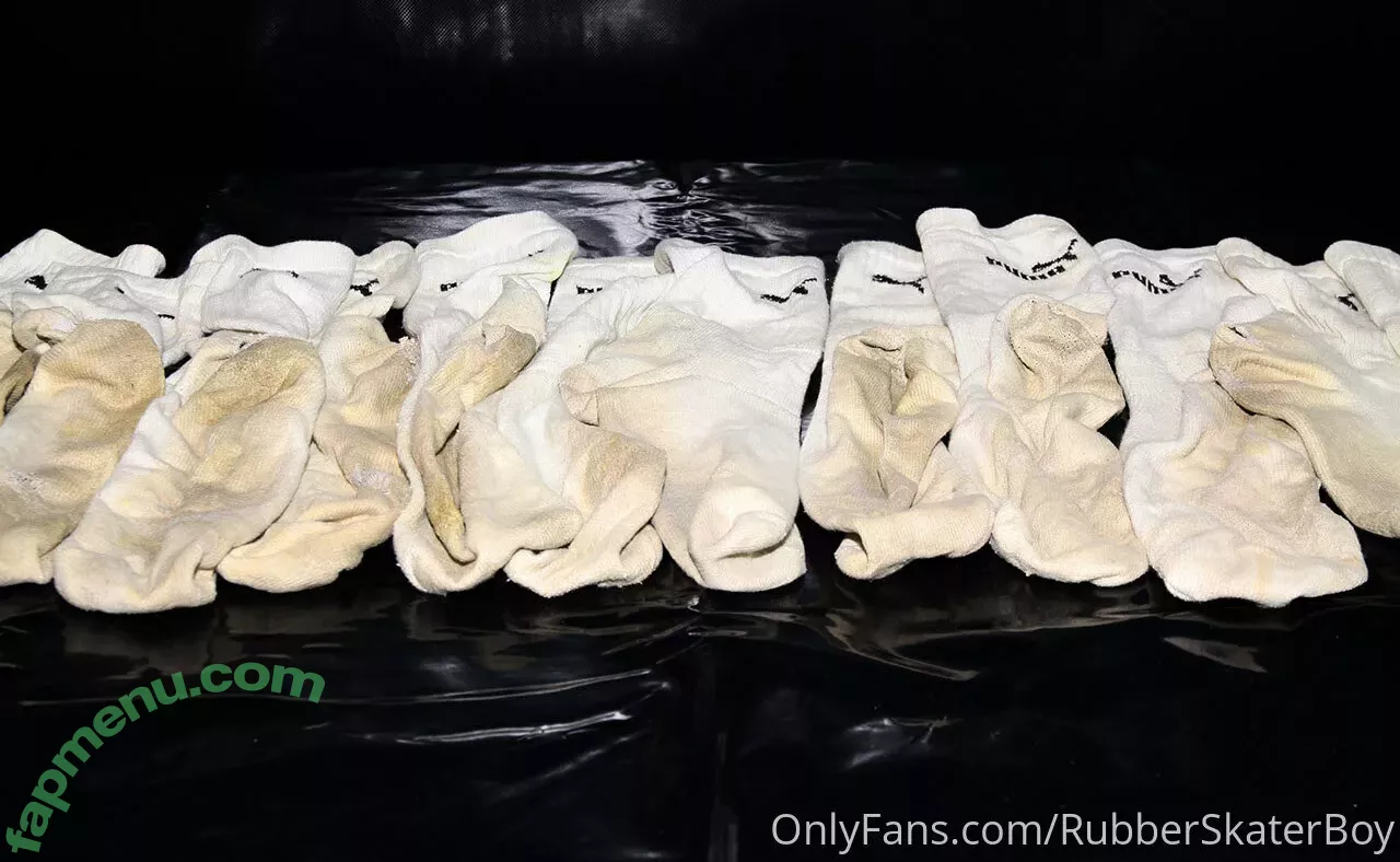rubberskaterboy nude photo #0027 (rubberskaterboy)