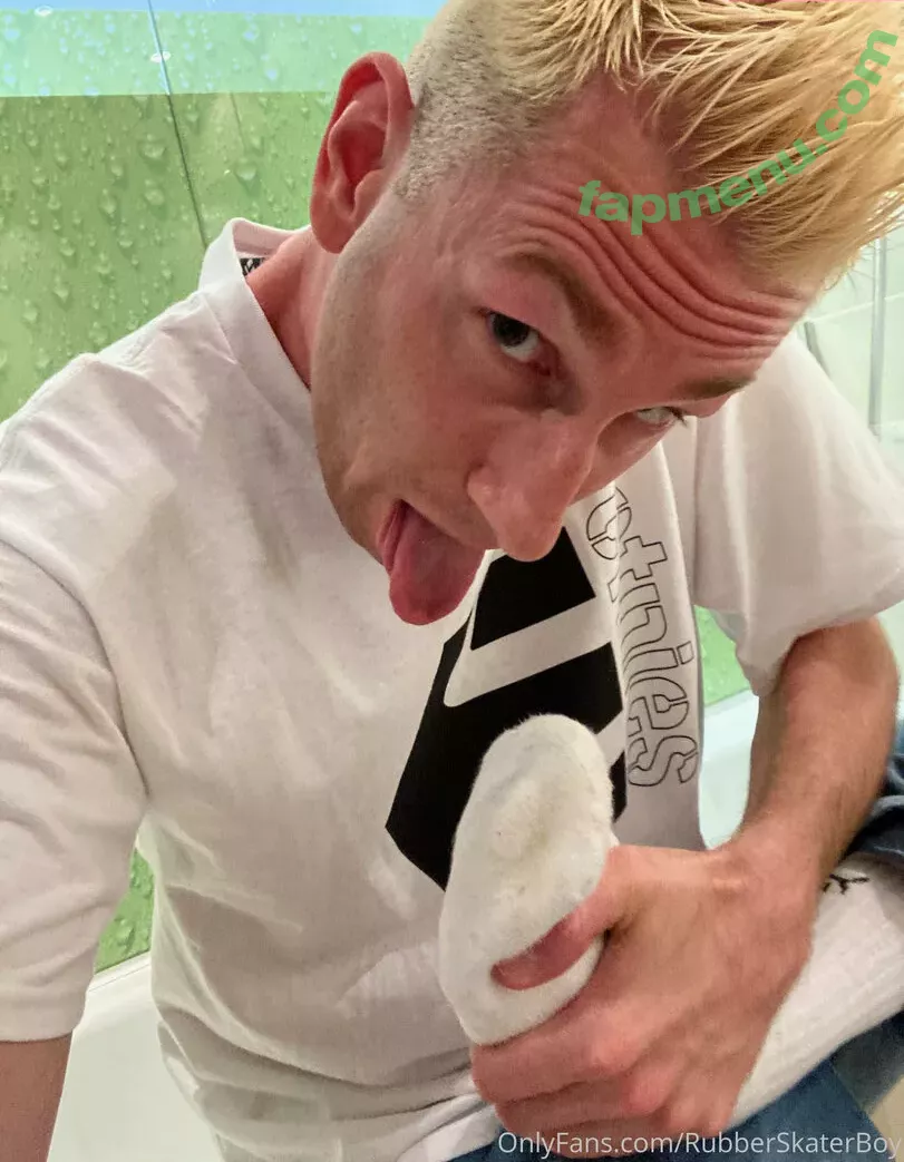 rubberskaterboy nude photo #0043 (rubberskaterboy)