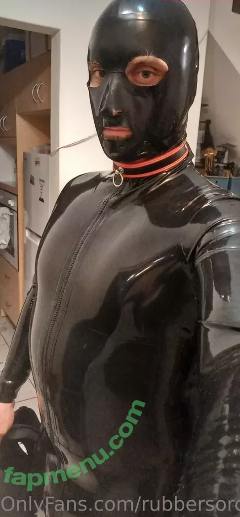 rubbersorcerer nude photo #0012 (urbansorcerer)