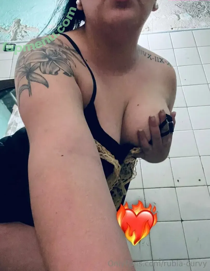 rubia-curvy nude photo #0024 (thetamararubia)