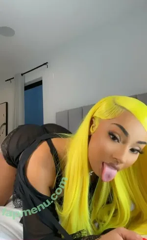  nude photo #0005
