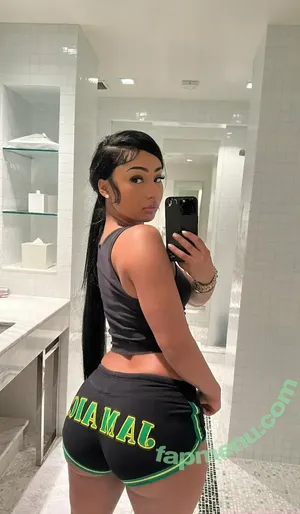  nude photo #0005