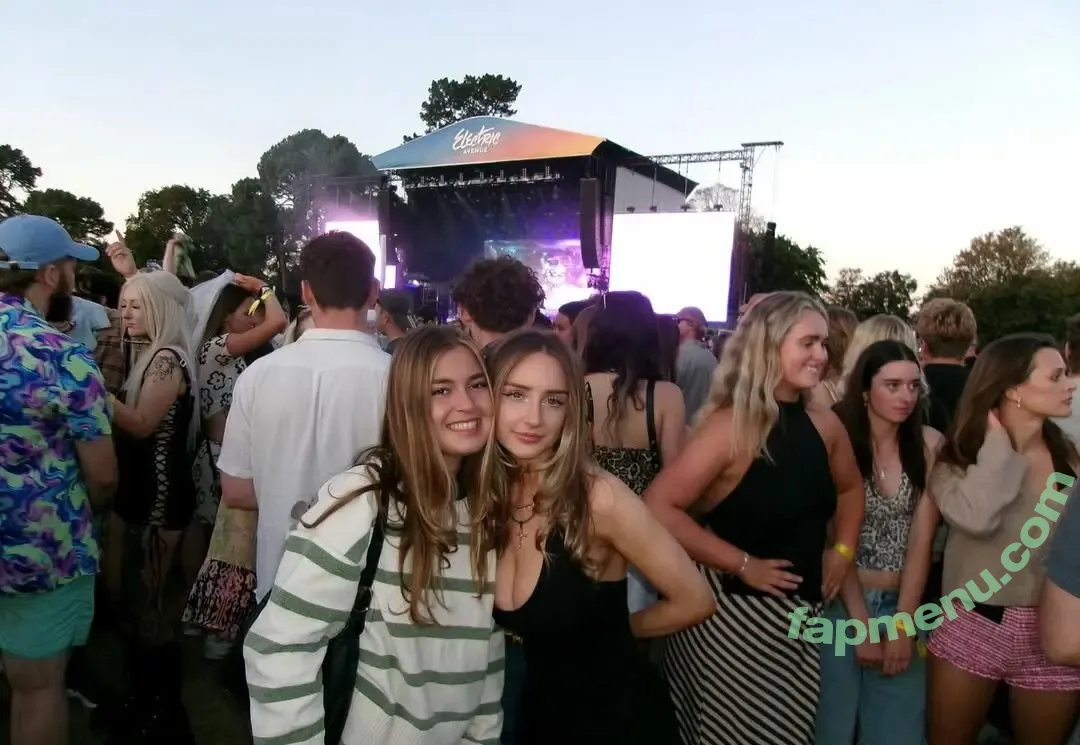 Ruby Esler nude photo #0024 (ruby.esler)