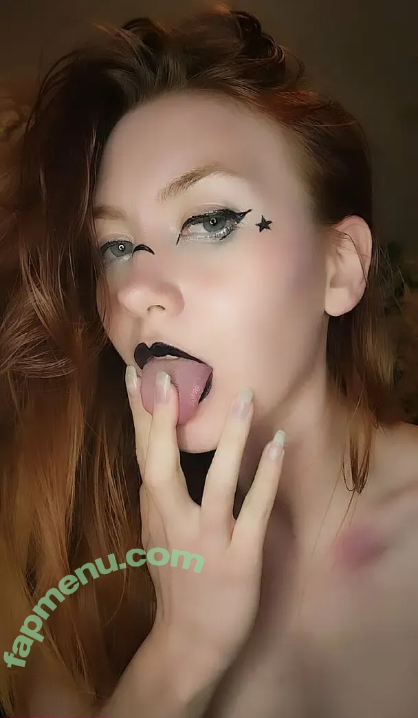 Ruby Griffiths nude photo #0001 (Ruby.griffiths.8 / rubygrifiths)