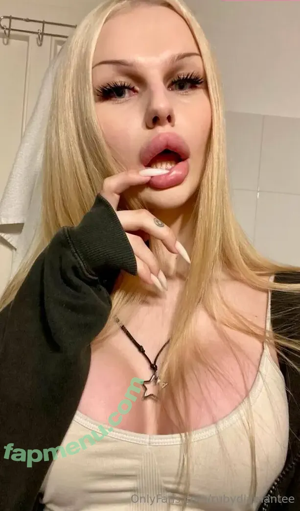 rubydiamantee nude photo #0053 (rubydiamanttee)