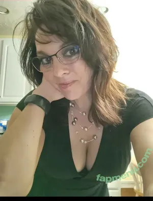 Rubym_99 / TikTok Milf / ruby.kim_99 nude photo #0005