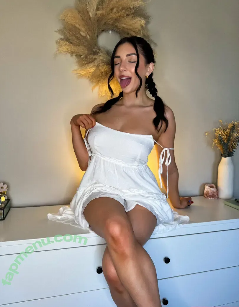 rubymaefree nude photo #0011 (rube_mae)
