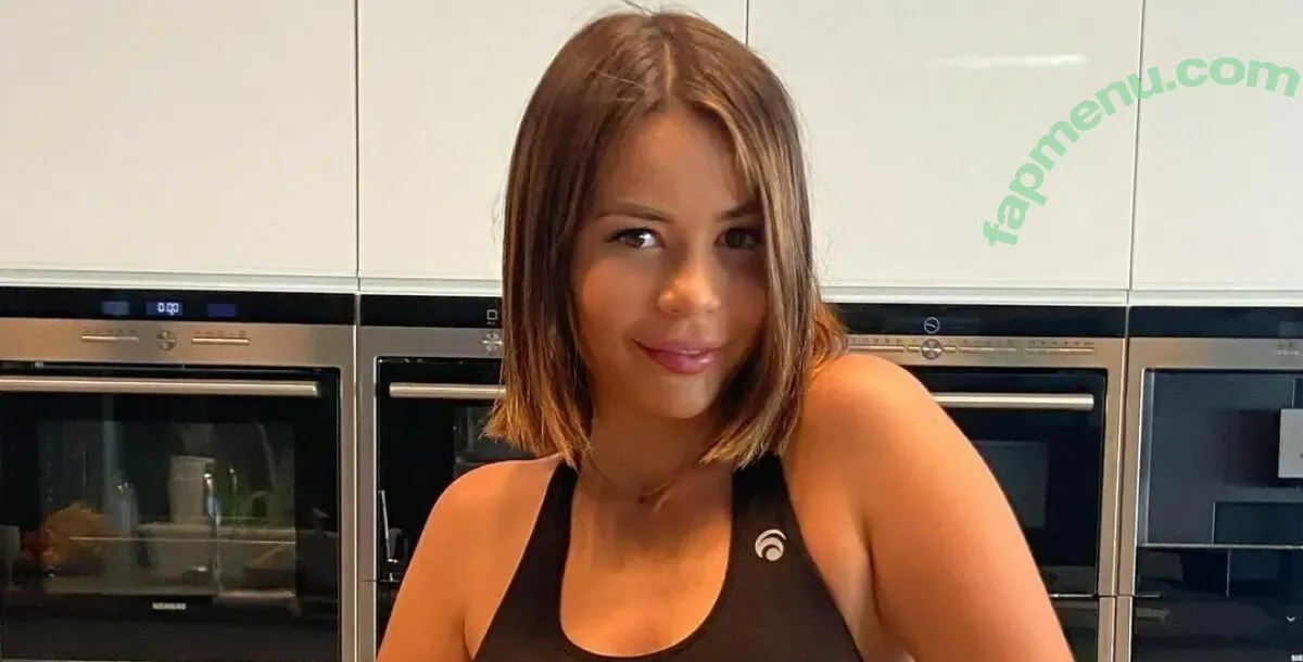 Rubynikara nude photo #0003 (Rubynikara)