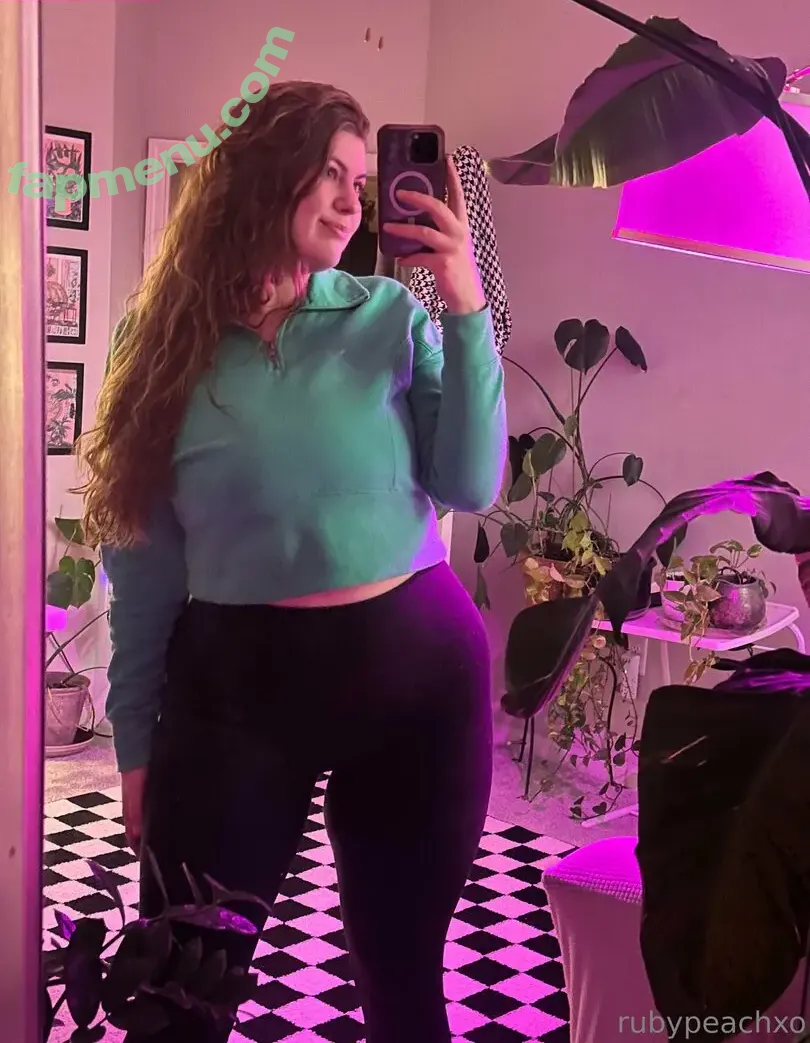 rubypeachxo nude photo #0023 (realrubypeach)