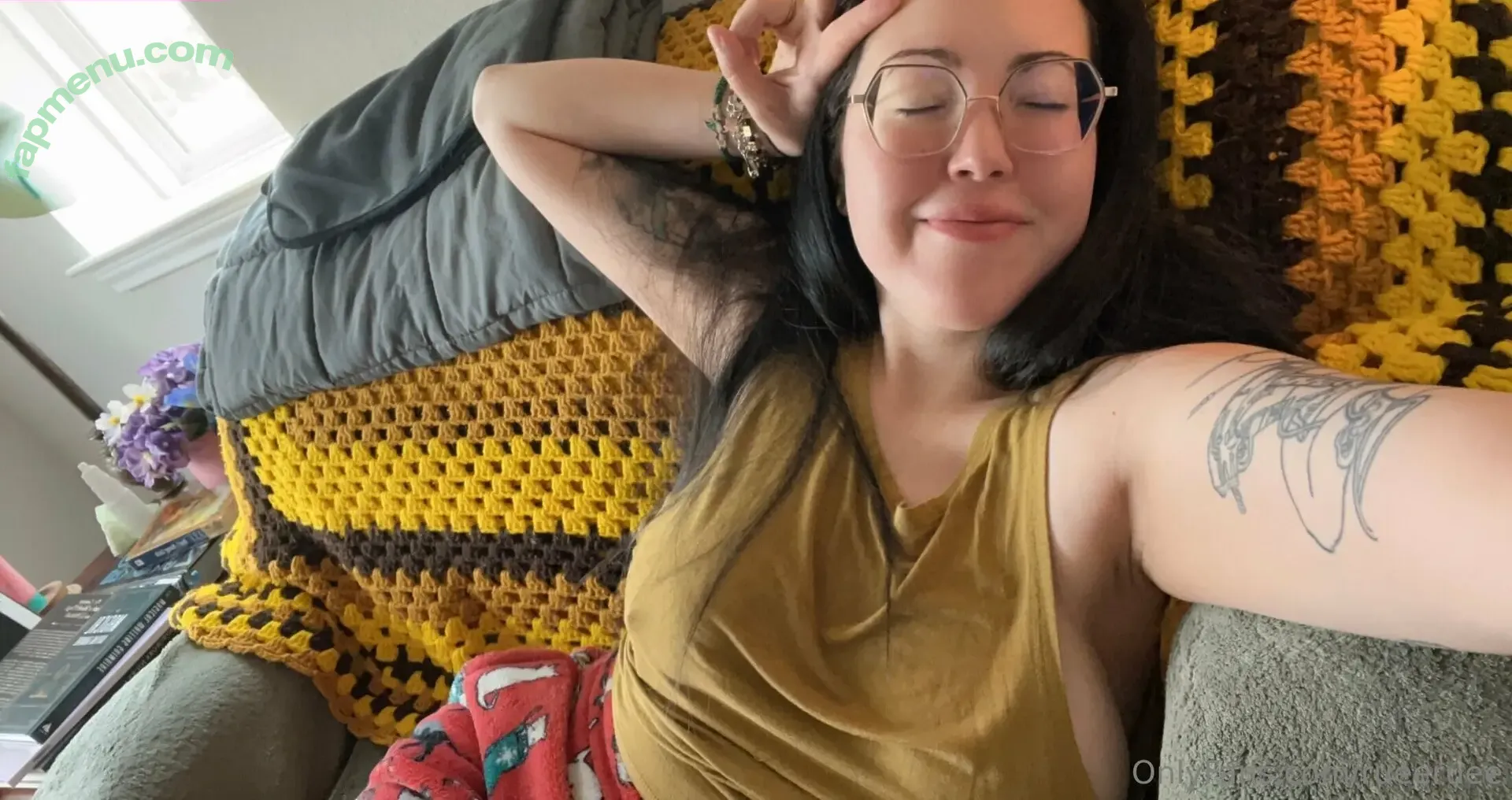 rueeruee nude photo #0115 (rueeruee)