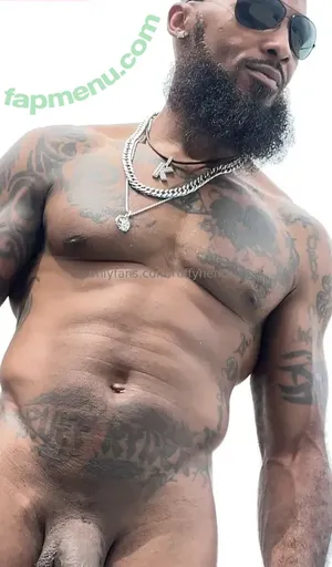 ruffyhendrix / ruffy.official nude photo #0004