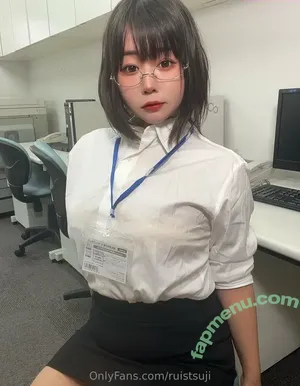 ruistsuji / ruistsuji_en nude photo #0029