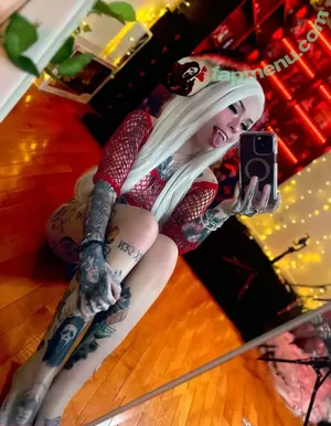 rule34shark / holofoxx nude photo #0092