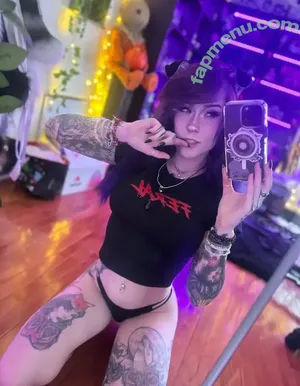 rule34shark / holofoxx nude photo #0127