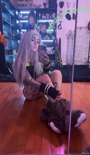 rule34shark / holofoxx nude photo #0144