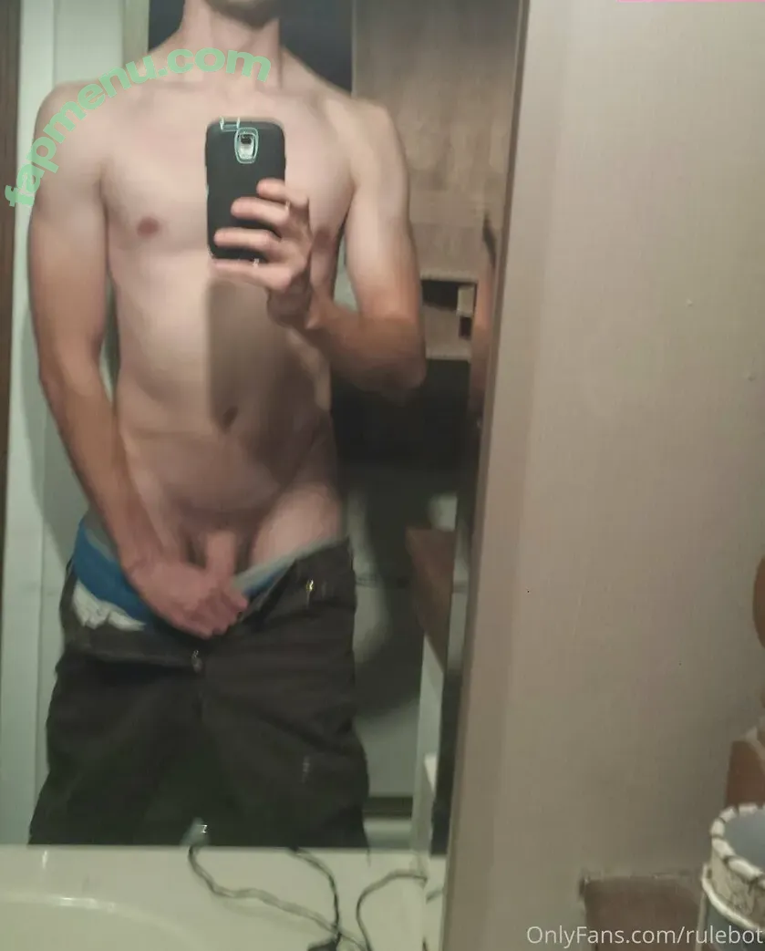 rulebot nude photo #0007 (dj_vixky_official_)