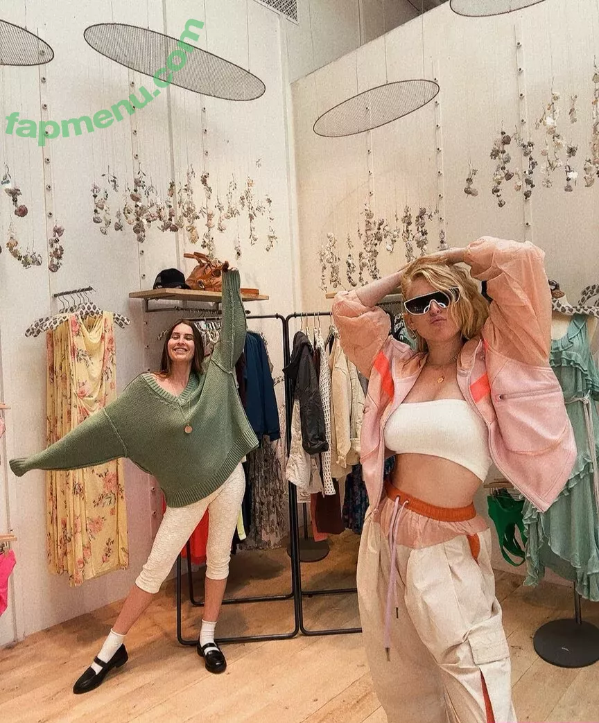 Rumer Willis nude photo #0206 (RumerWillis / therue)