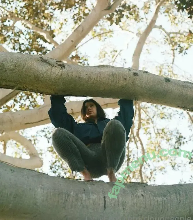 Rumpledtitskin nude photo #0002 (rumpelstiltskn)