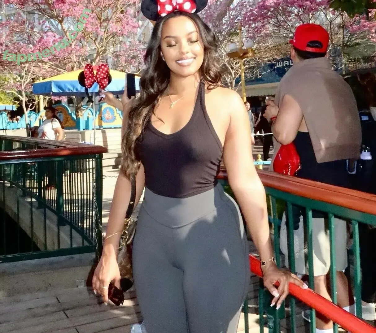 Ruth B. nude photo #0023 (itsruthb)