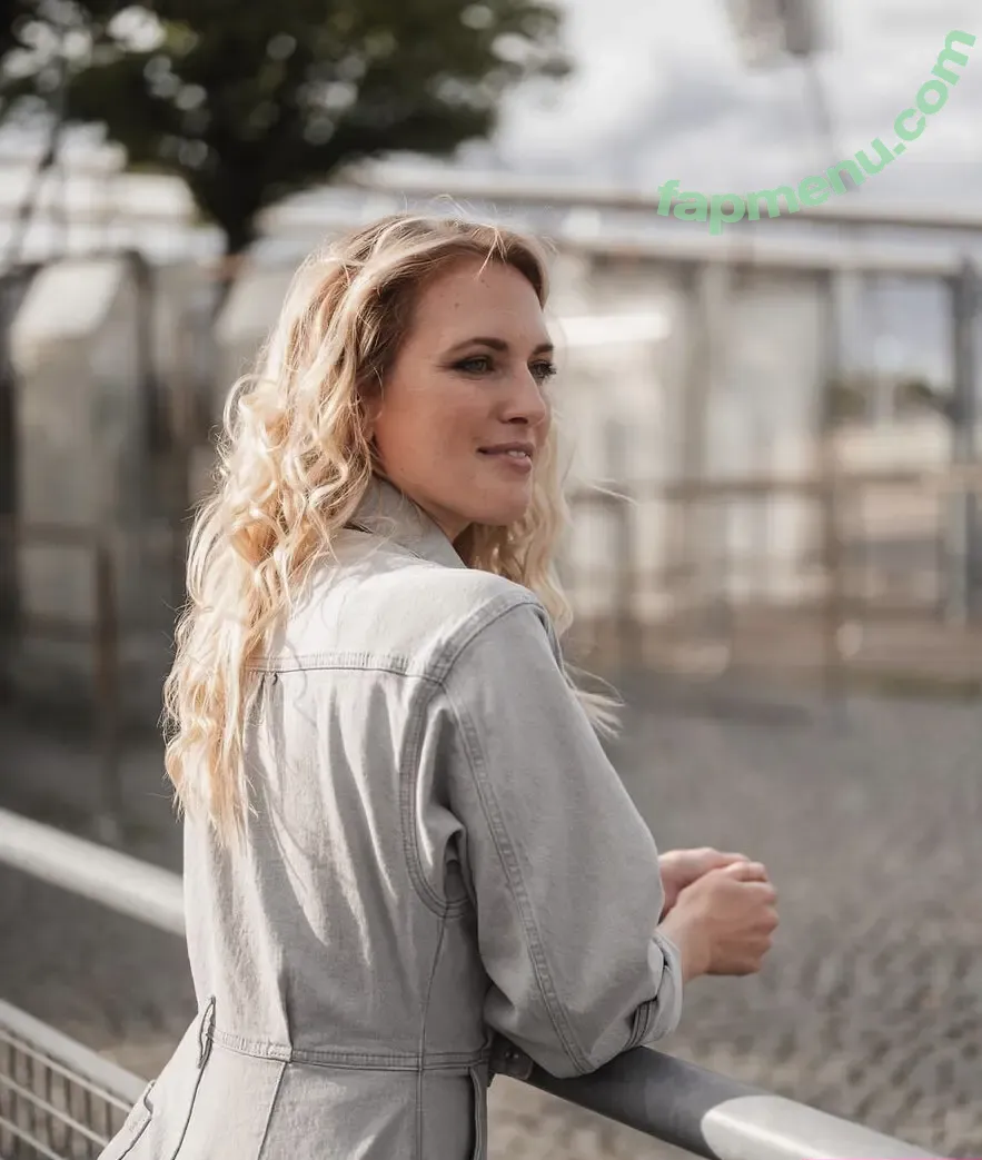 Ruth Hofmann nude photo #0032 (_ruth_hofmann)