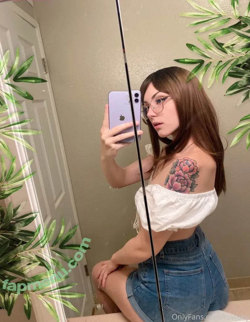ruwuby nude photo #0246 (robbybobies)