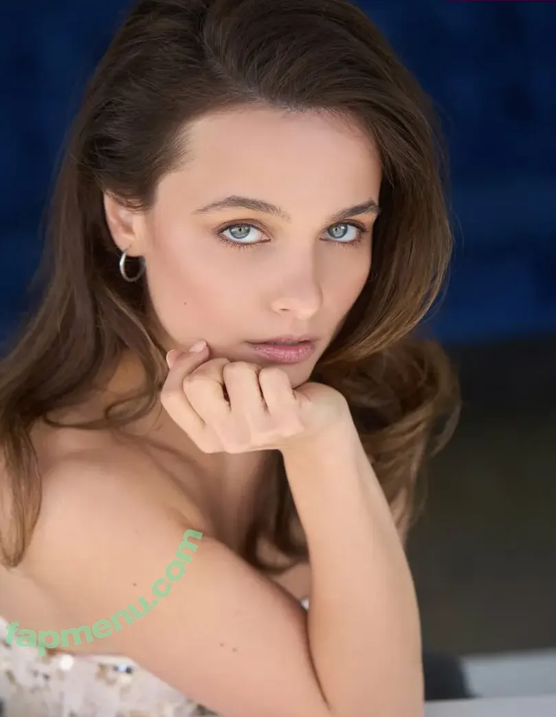 Ruxandra Porojnicu nude photo #0076 (ruxandraporojnicu)