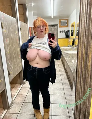 RxdKittxn / itchinforsomestitchin nude photo #0183