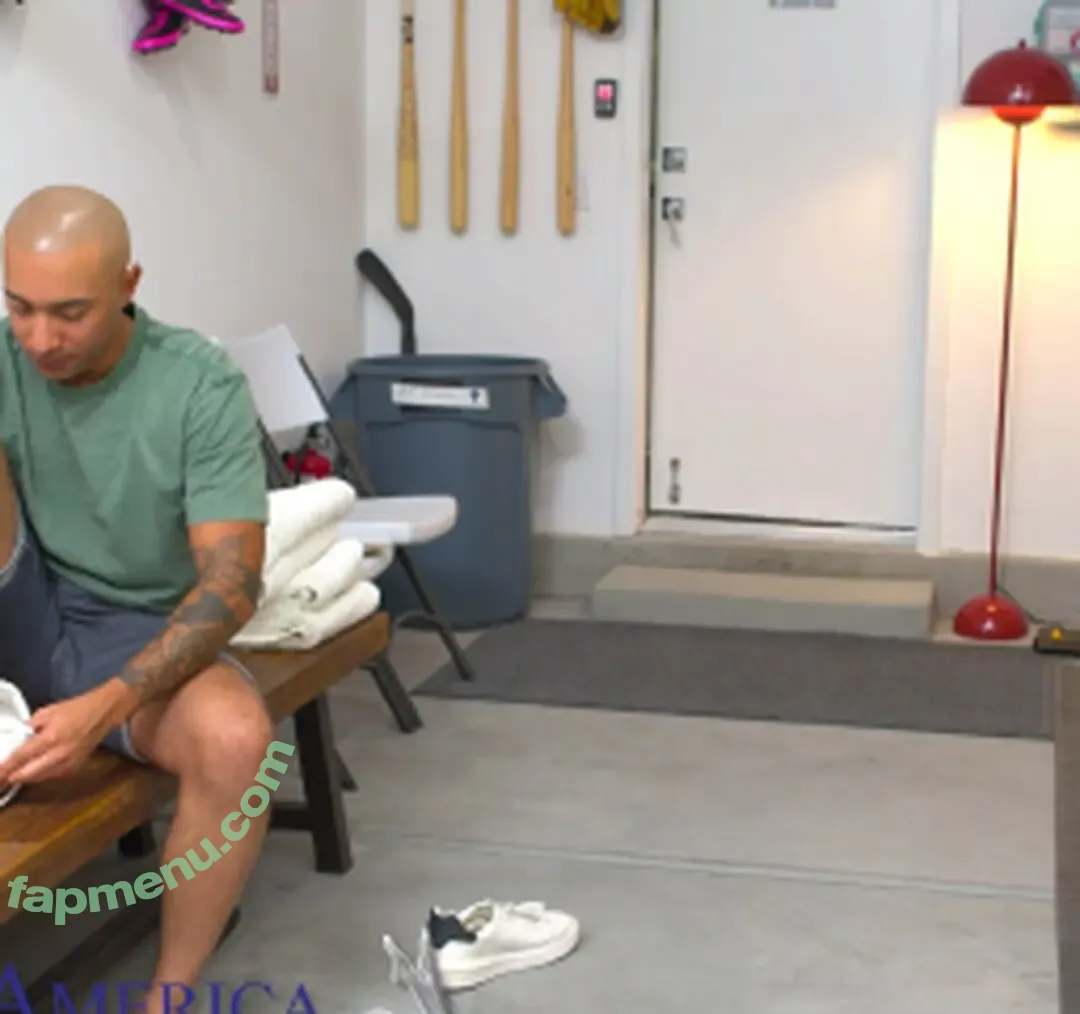 Ryan Keely nude photo #0032 (ryankeely / ryankeely365)