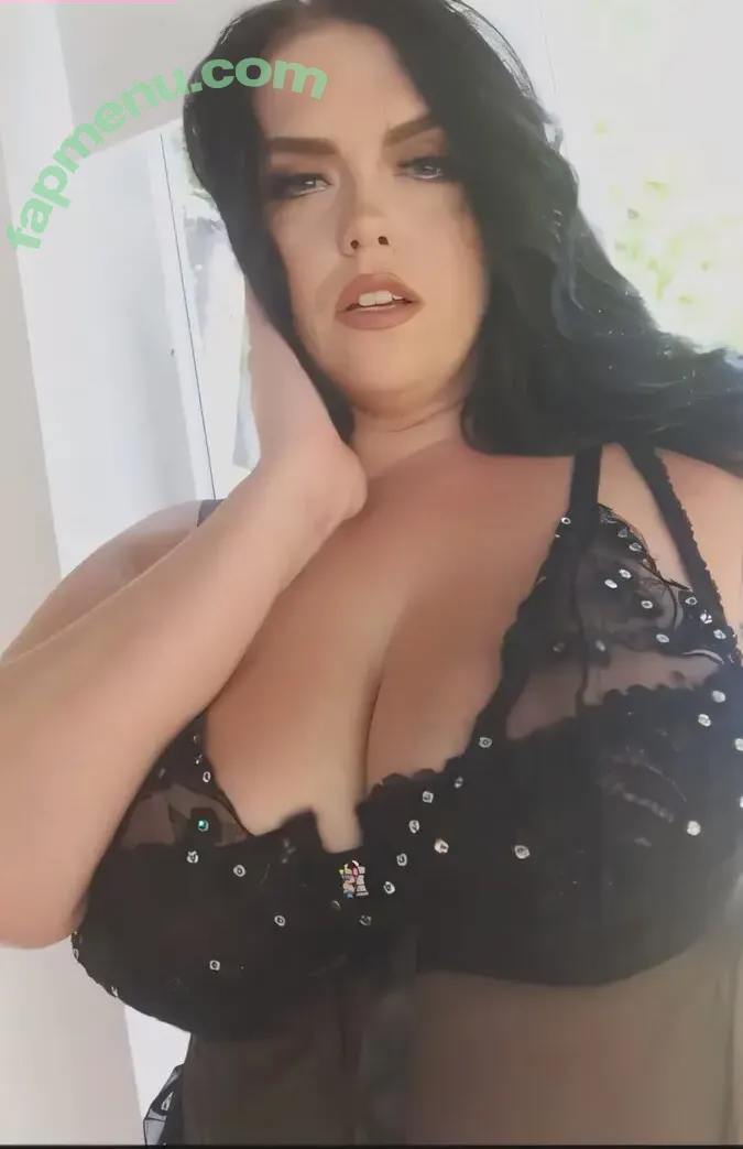 Ryan Smiles nude photo #0466 (Ryansmiles16 / officialpawgqueenx2 / pawgqueen / ryansmilesbackup)