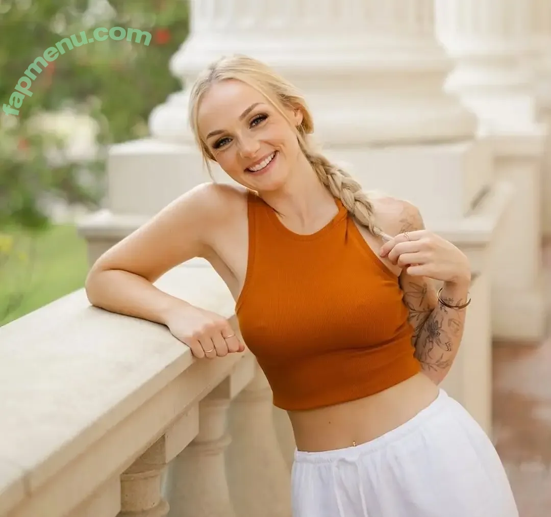Ryer Oast nude photo #0001 (Ryer Oast)