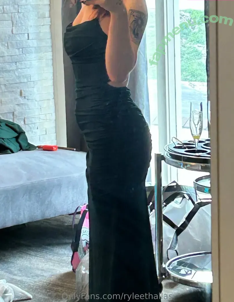 ryleethallas nude photo #0018 (ryleethallas)