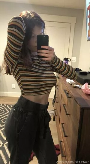 Rylie Rowan / Rylie_Rowan / rylie_rowan_vip / rylie_rowannn nude photo #1414