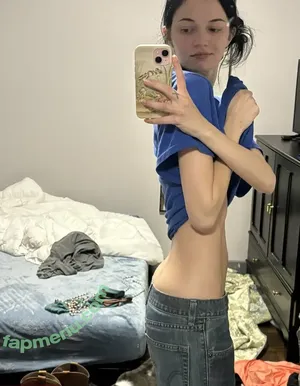 Rylrat / prettyybb nude photo #0580