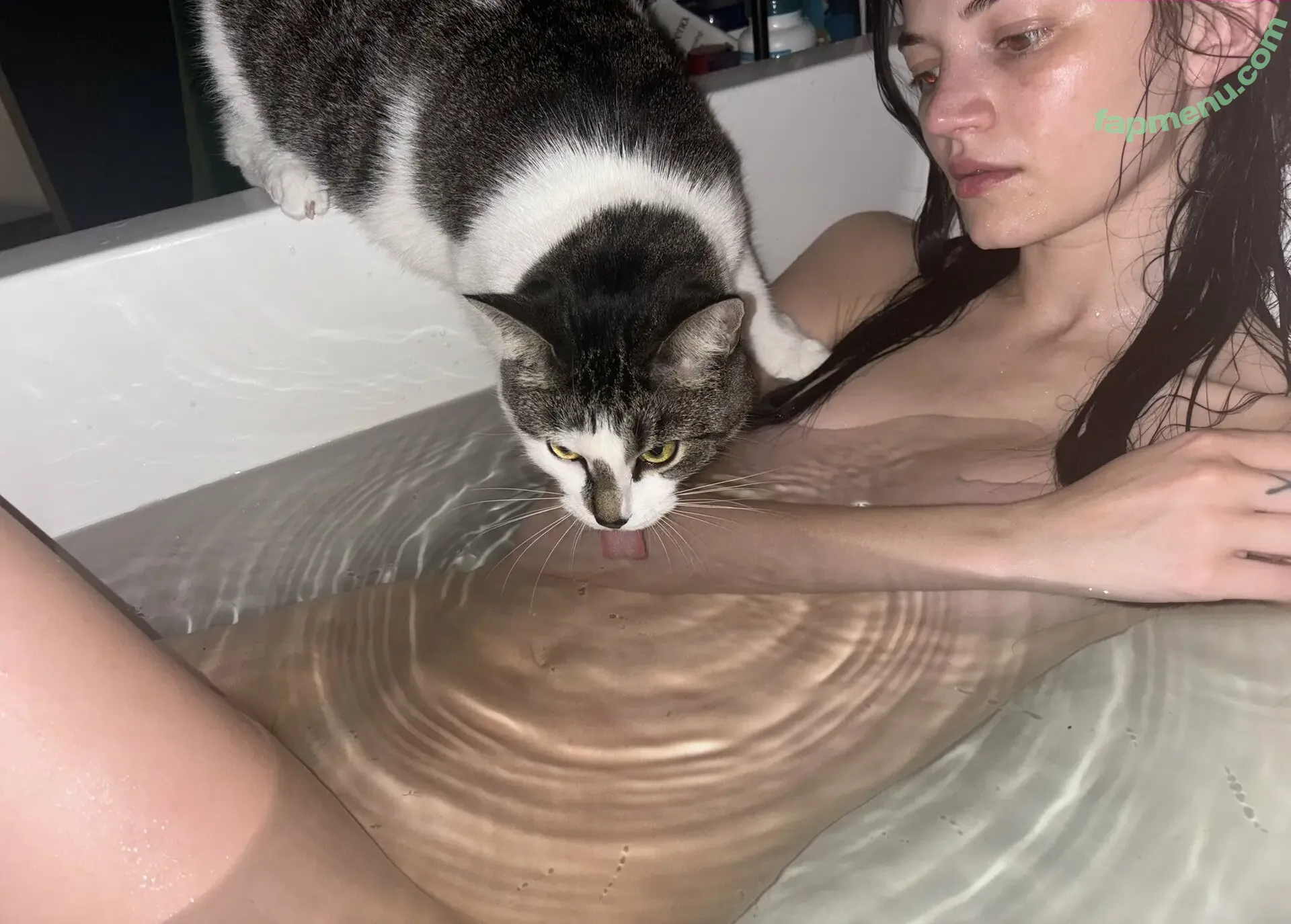 Rylrat nude photo #0537 (prettyybb)
