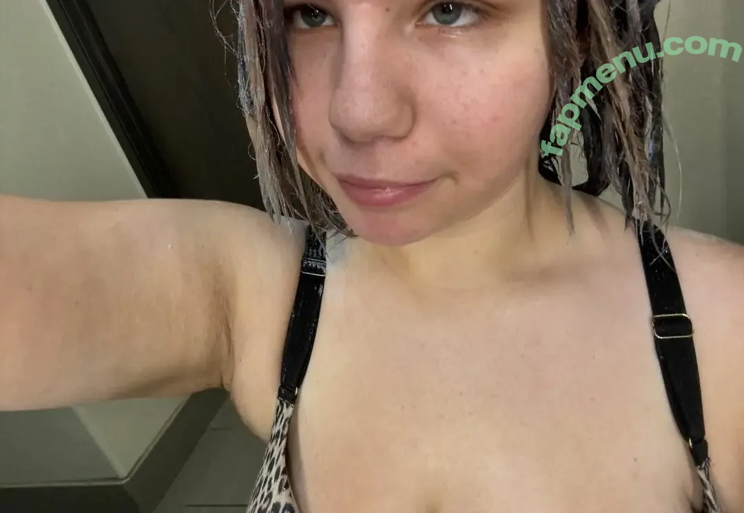 Rynn Ryder nude photo #0023 (bl00dybimb0 / rynnryder)