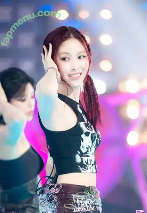 Ryujin / ITZY (신류진 / Shin Ryu-jin / iamfinethankyouandryu nude photo #0088