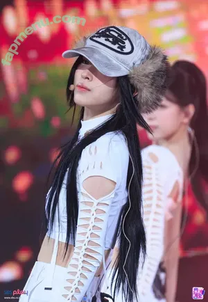 Ryujin / ITZY (신류진 / Shin Ryu-jin / iamfinethankyouandryu nude photo #0215