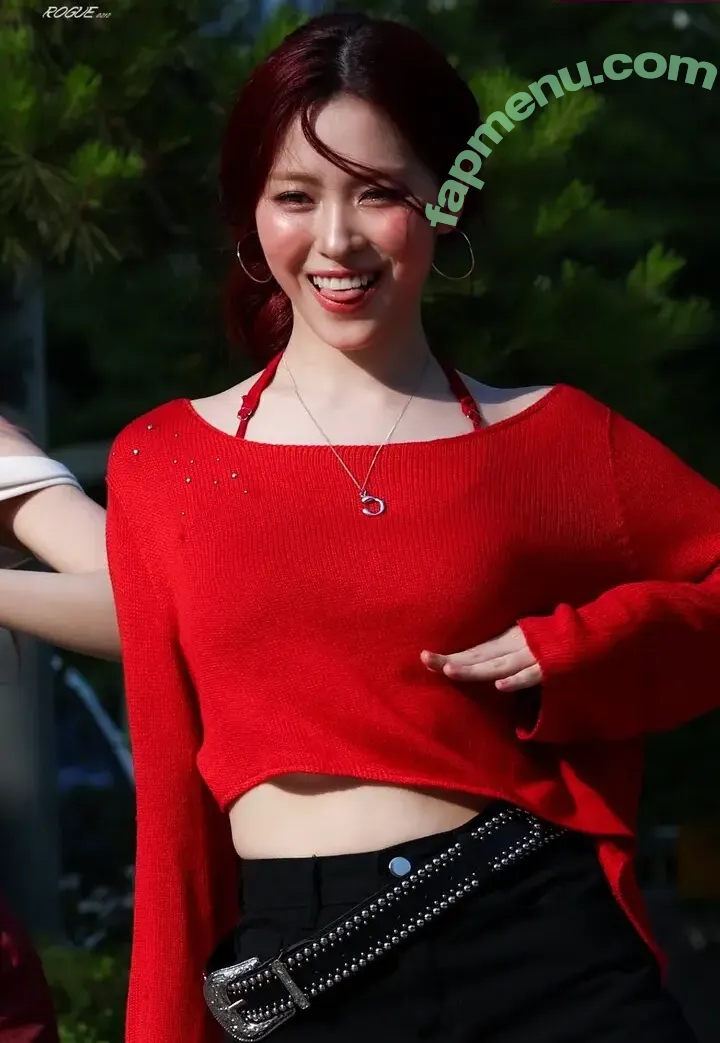 Ryujin nude photo #0079 (ITZY (신류진 / Shin Ryu-jin / iamfinethankyouandryu)