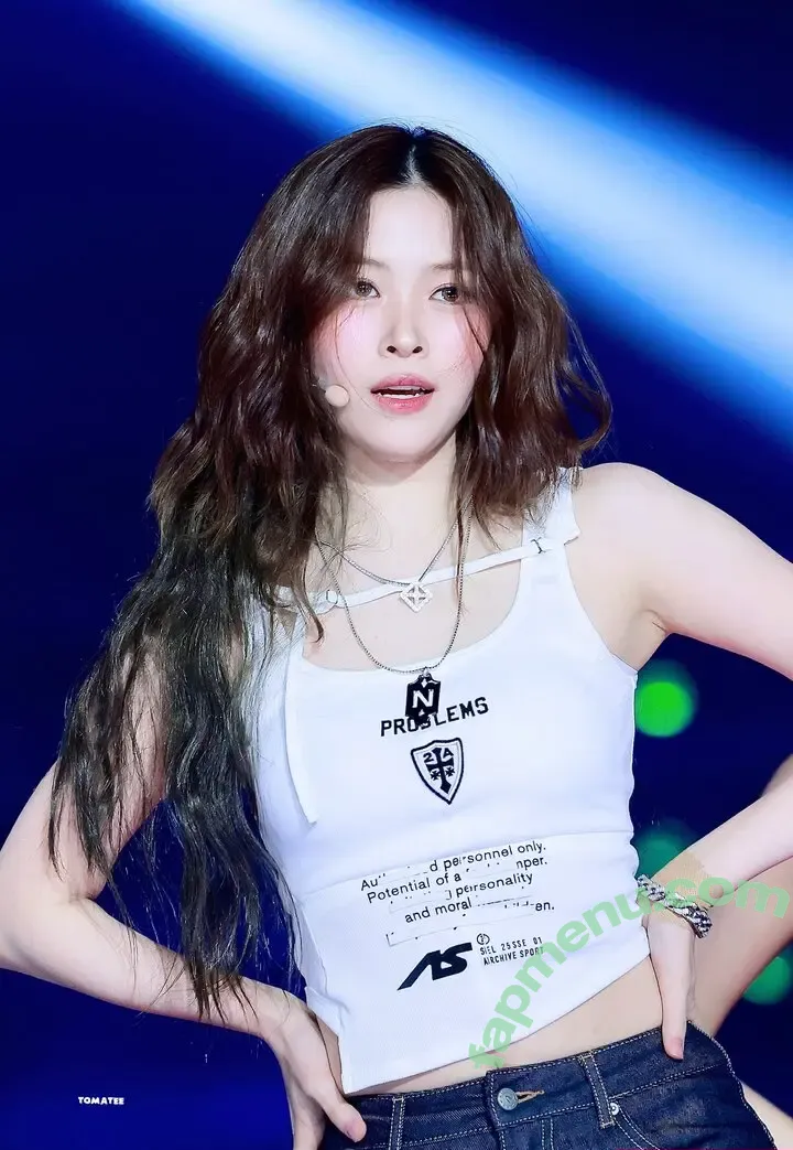 Ryujin nude photo #0137 (ITZY (신류진 / Shin Ryu-jin / iamfinethankyouandryu)