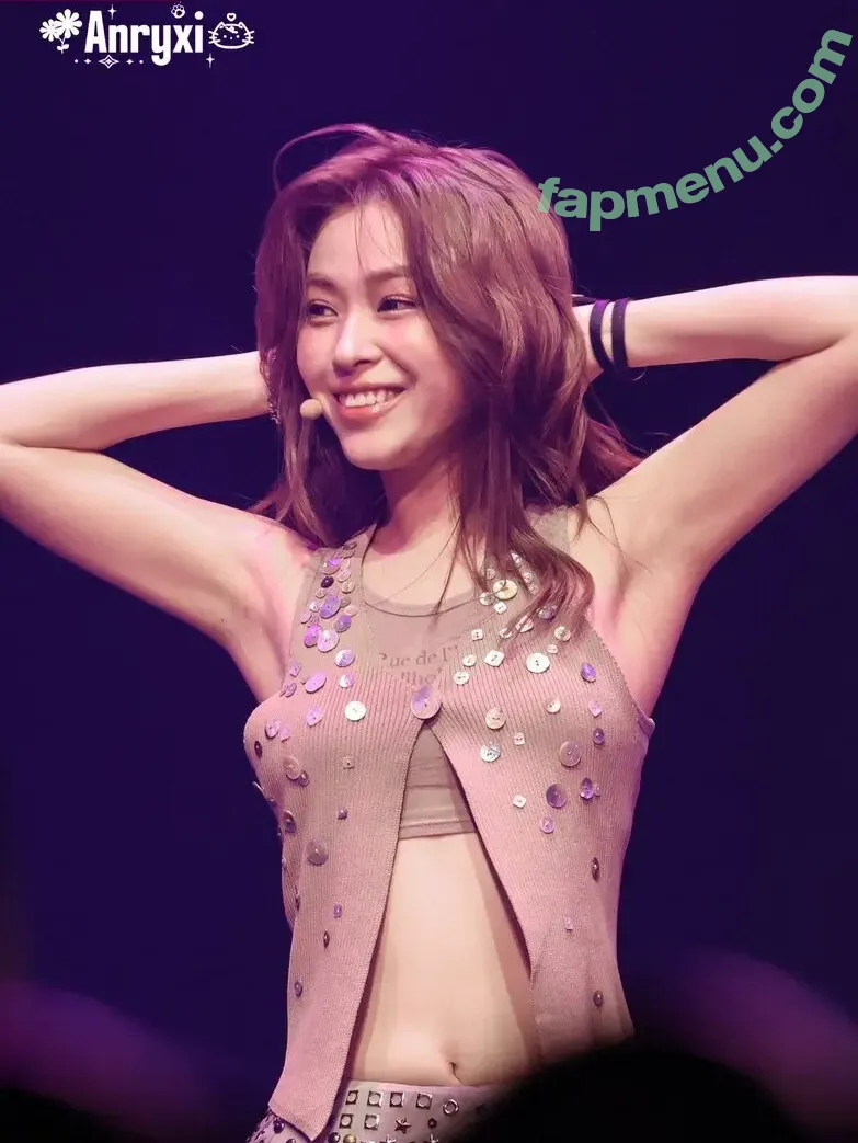 Ryujin nude photo #0149 (ITZY (신류진 / Shin Ryu-jin / iamfinethankyouandryu)