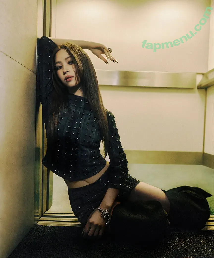 Ryujin nude photo #0171 (ITZY (신류진 / Shin Ryu-jin / iamfinethankyouandryu)